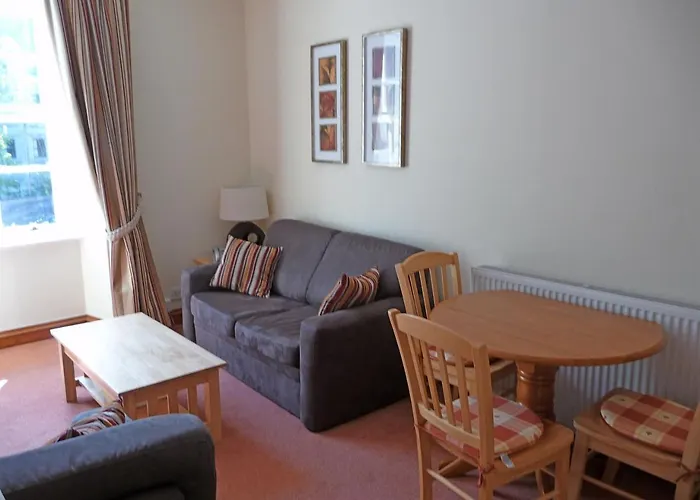 Skene Terrace Apartments